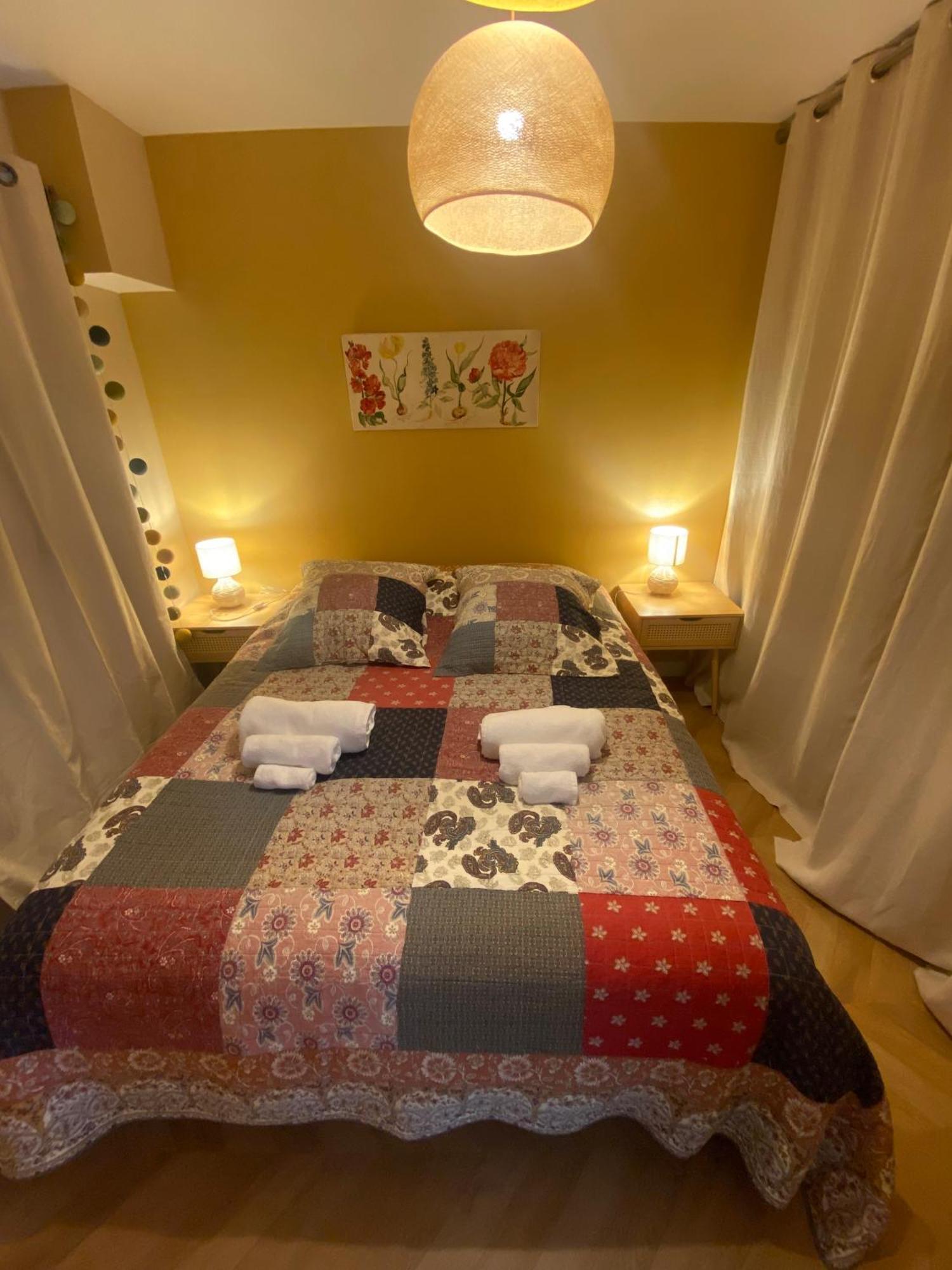 Etablissement 3 Etoiles Avec Ascenseur, 3 Appartements Lumineux Vue Port Avec Balcon, 200M De La Mer, Wifi Fibre, Tous Service Inclus Диеп Екстериор снимка