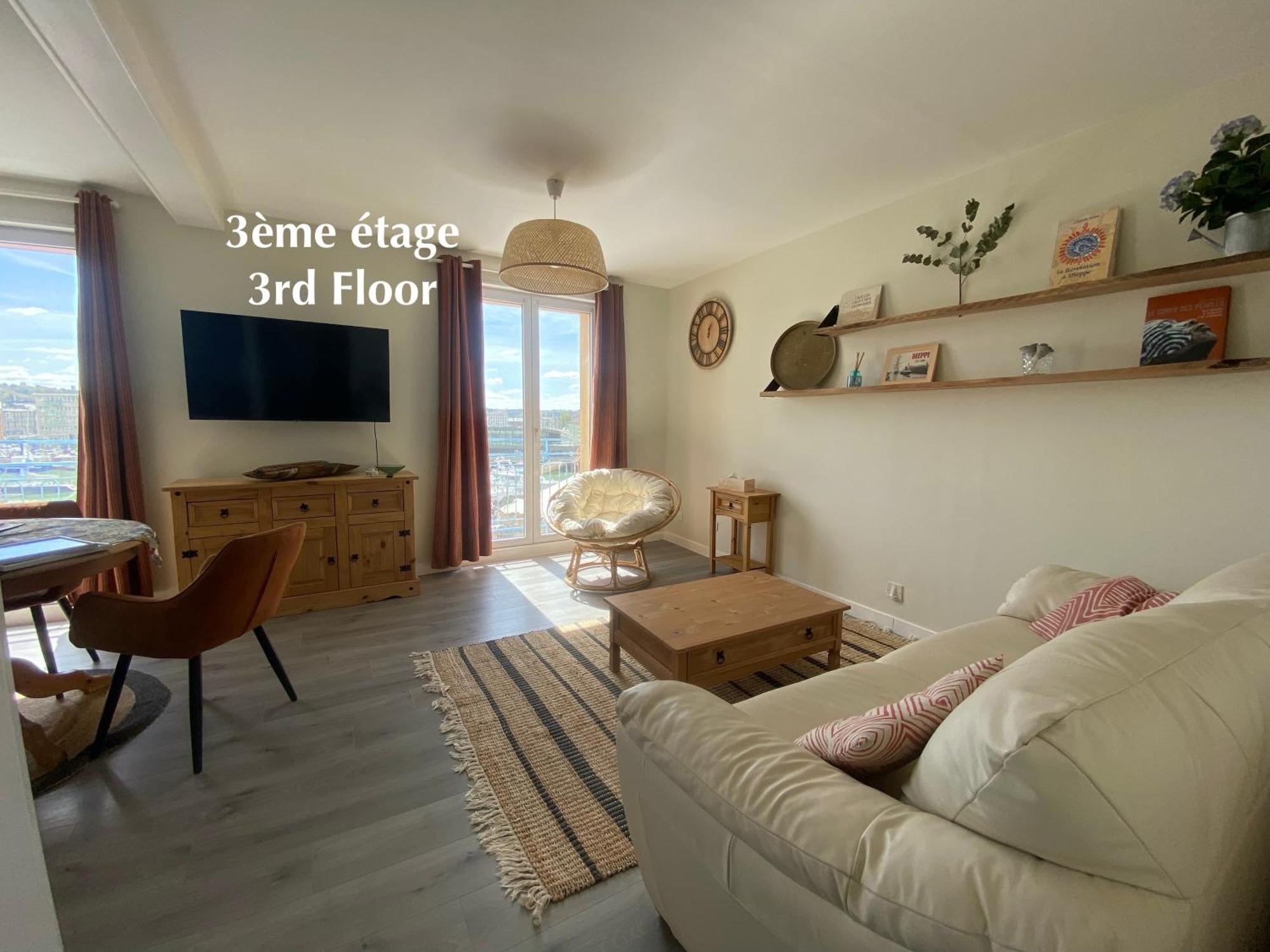 Etablissement 3 Etoiles Avec Ascenseur, 3 Appartements Lumineux Vue Port Avec Balcon, 200M De La Mer, Wifi Fibre, Tous Service Inclus Диеп Екстериор снимка