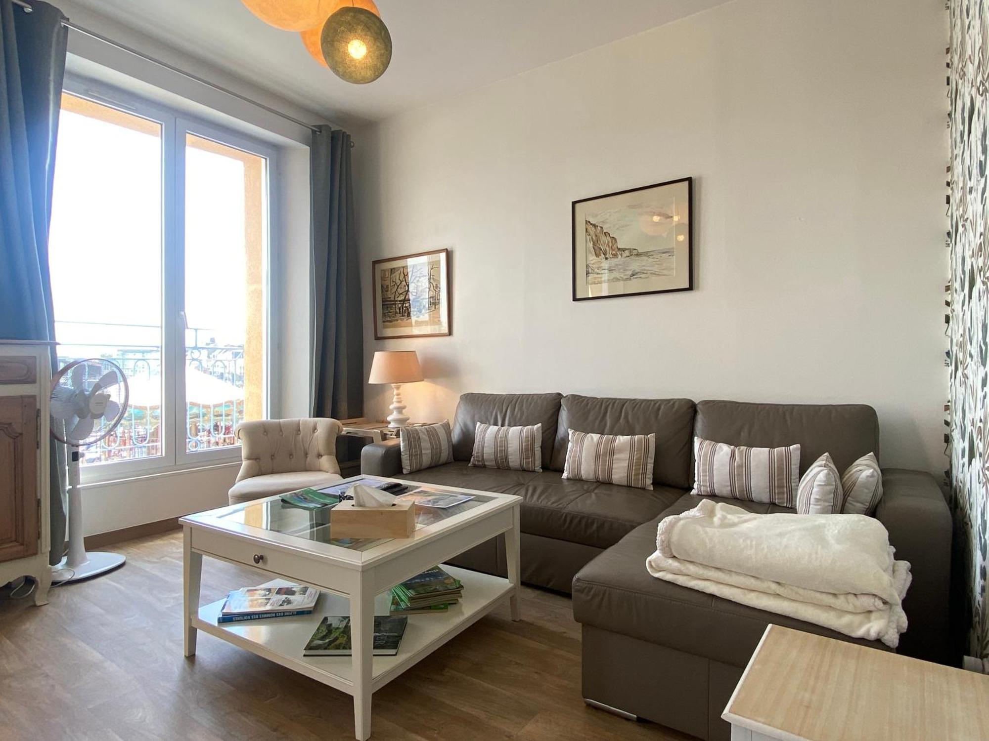 Etablissement 3 Etoiles Avec Ascenseur, 3 Appartements Lumineux Vue Port Avec Balcon, 200M De La Mer, Wifi Fibre, Tous Service Inclus Диеп Екстериор снимка